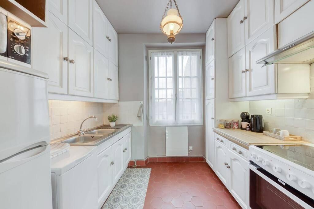 Le Lumineux 50 M² Gare/Chateau/Wifi/Netflix Versailles Luaran gambar